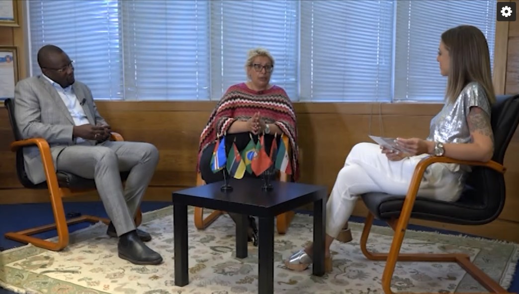 Entrevista ao Programa Rumos na RTP África Entrevista ao Programa Rumos na RTP África