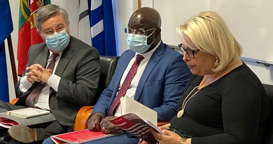 Oportunidades de Investimento Português para a Guiné-Bissau Oportunidades de Investimento Português para a Guiné-Bissau